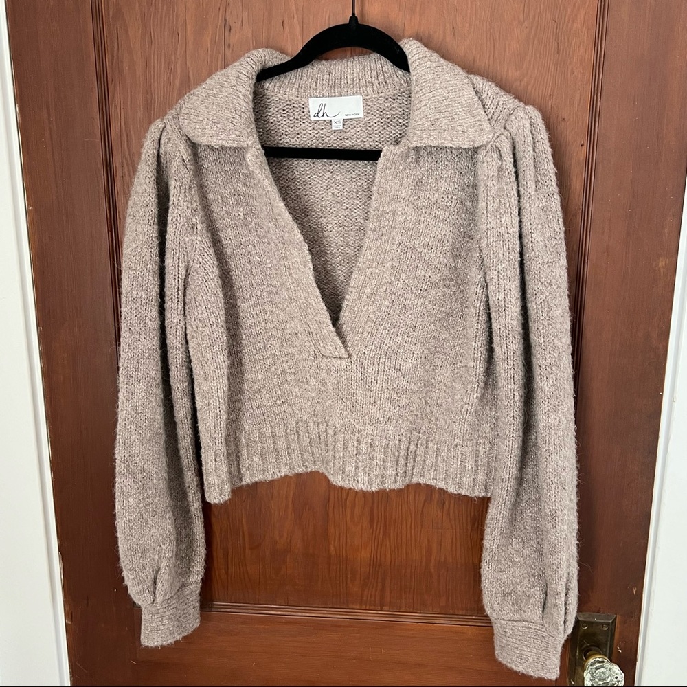 DH New York mauve puff sleeve sweater